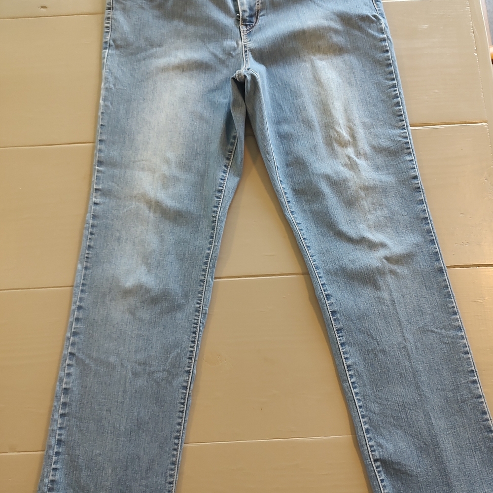 Sonoma Light Blue Women's Straight Leg Jeans Size 12